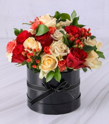 Roses in A Hatbox