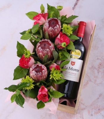 Wine and Mixed Proteas Crate