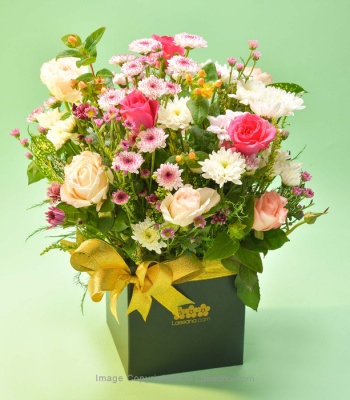 Roses And Chrysanthemums Flower Bouquet