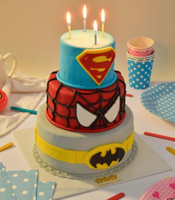 Superhero Cake - 2.6 Kg (5.7 LBS)