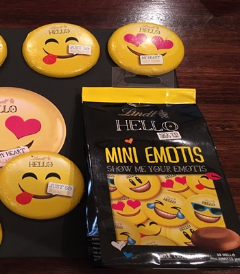 Lindt Hello Mini Emotis Milk Chocolate 200g