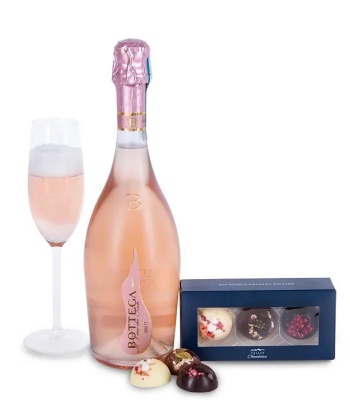 Bottega Rose Wine with Chocolates