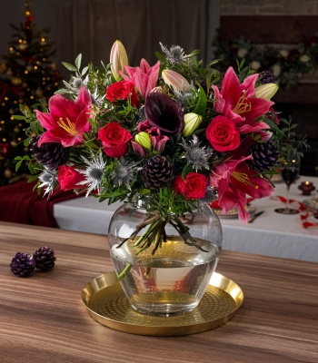 Christmas Flowers - Roses and Cala Lilies