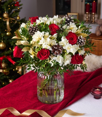 Christmas Flowers - Roses and Freesias