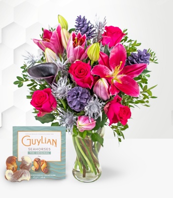 Christmas Mix Flowers with Guliyan Chocolates