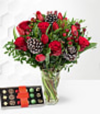 Christmas Red Roses with Chocolates