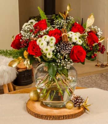 Classic Christmas Flower Bouquet