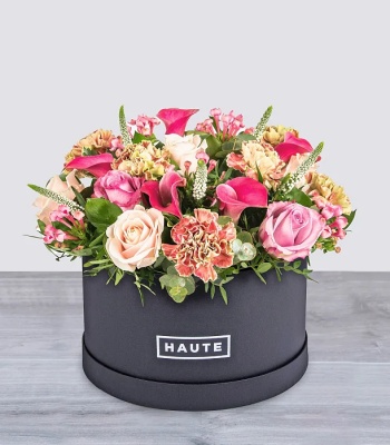 Mix Flowers In Hatbox