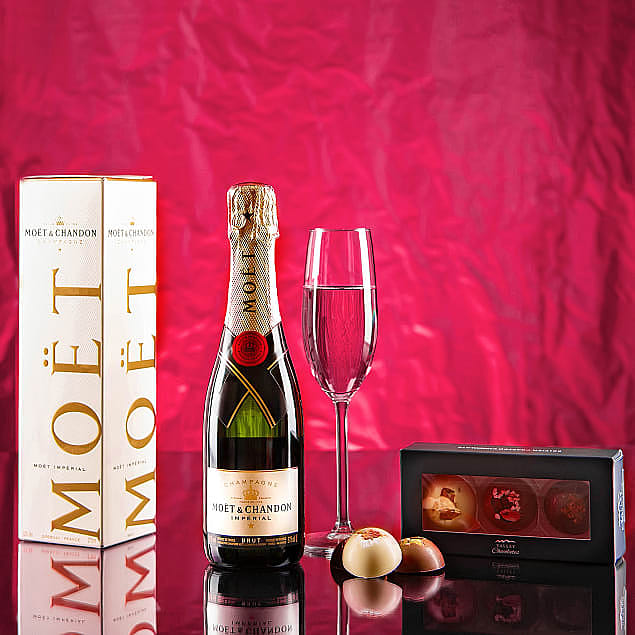 Moet Champagne And Chandon Gift Set