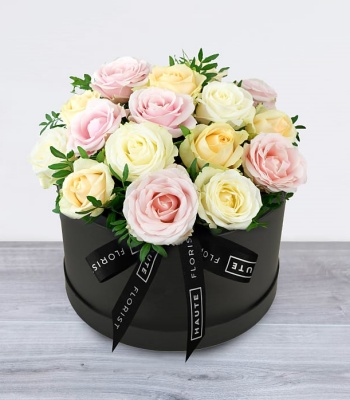 Peach And White Roses In Hatbox