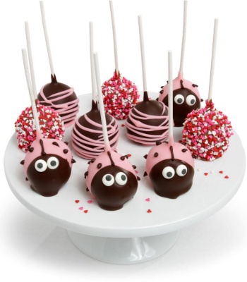 Cake Pops - Ladybug Theme