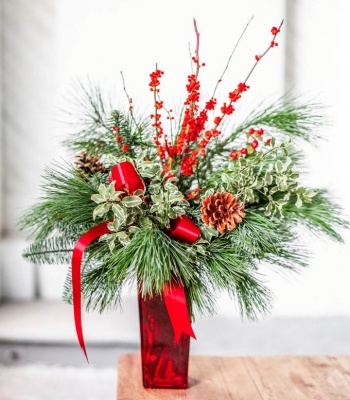 Christmas Flowers Arrangement