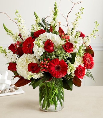 Christmas Hydrangeas with Roses