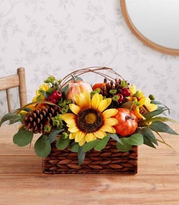 Sunflower and Pumpkin Centerpiece