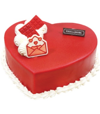 Heart Shape Strawberry Cake