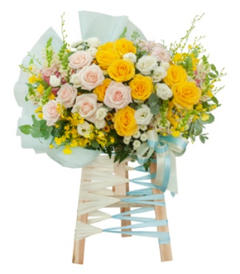 Hearty Congratulation Flower Arrangement